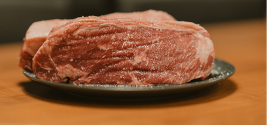 شريحة لحم التندرلوين المغطاة بالأعشاب