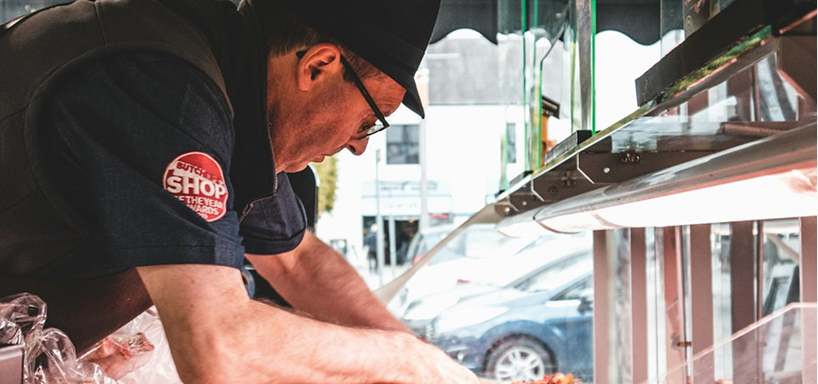 لحم بقري مدخن على الشواية